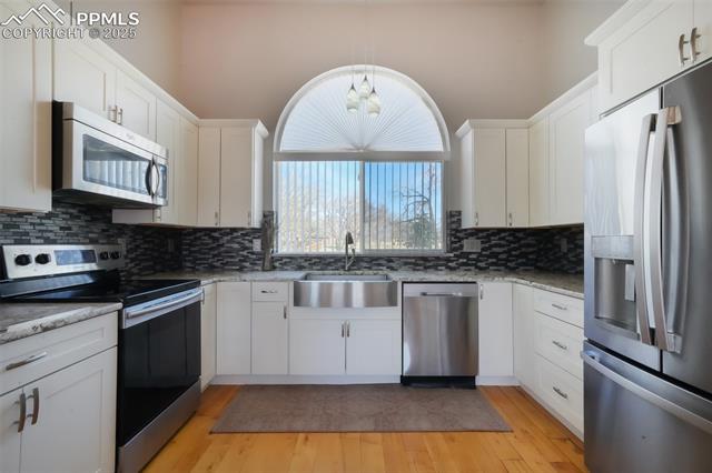 3656 N HANCOCK Avenue