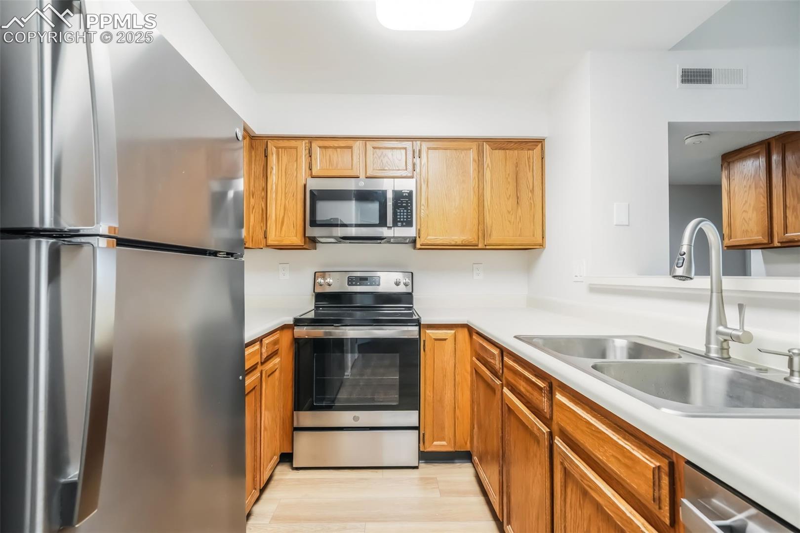 3664 Iguana Drive