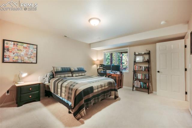 17045 Viscount Court