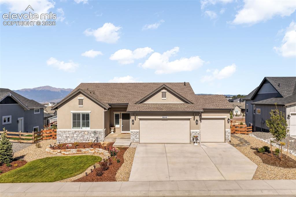 9846 Bison Valley Trail