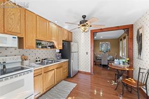 671 Midland Court