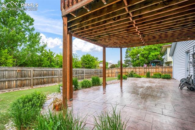 2485 Maroon Bells Avenue