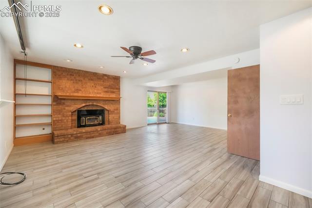 2485 Maroon Bells Avenue