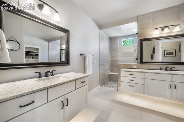 16224 Sunrise Glory Lane