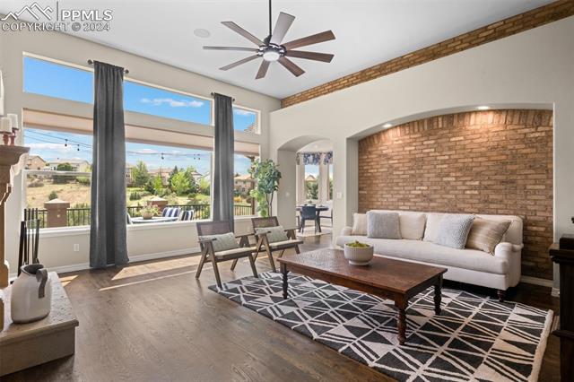 5718 Creekwood Court