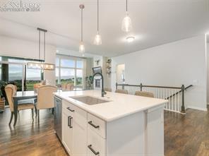 10082 Thrive Lane