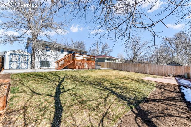 3801 Vaquero Circle