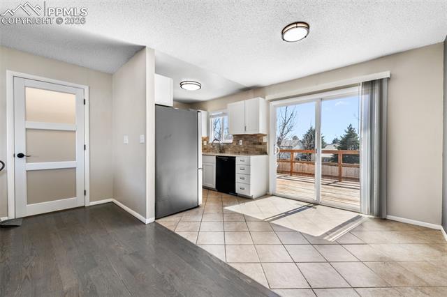 3801 Vaquero Circle