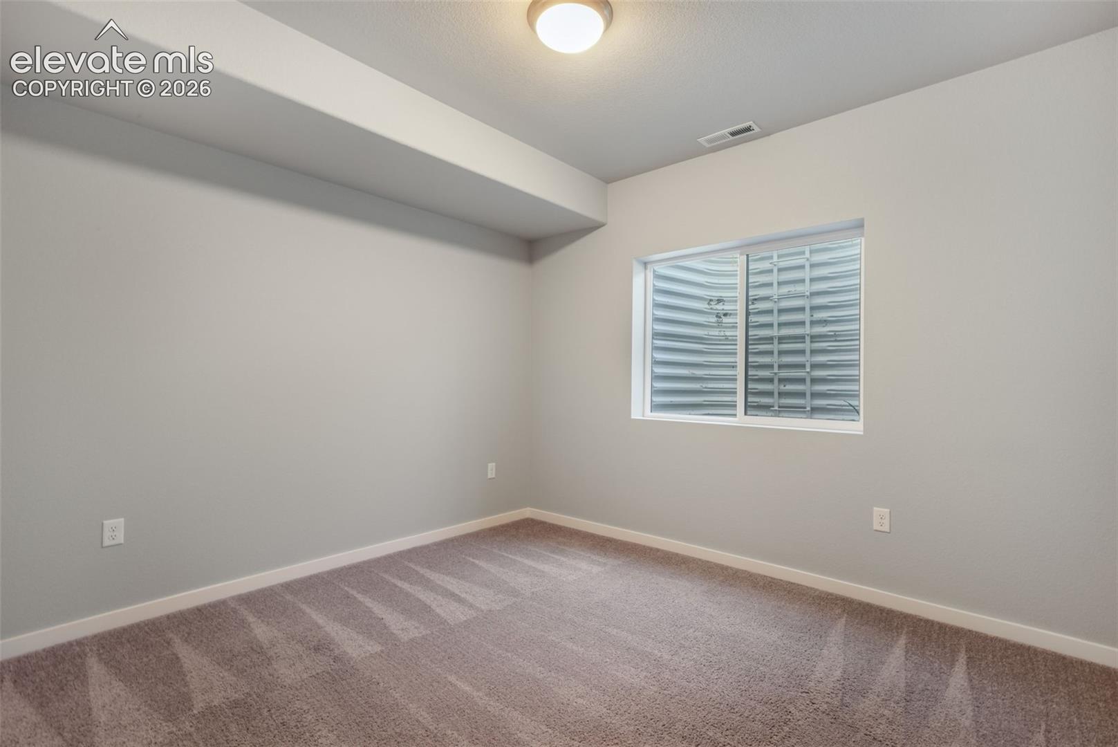 10104 Emerald Lake Lane
