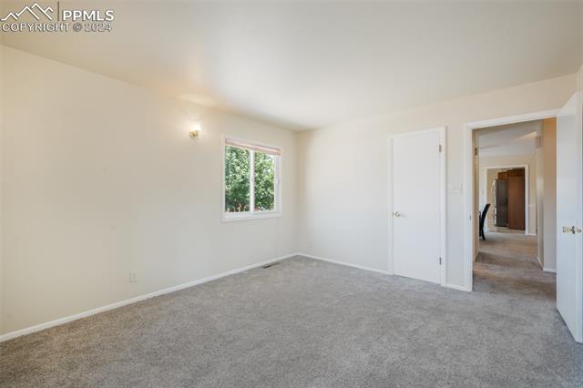 405 Crestridge Avenue
