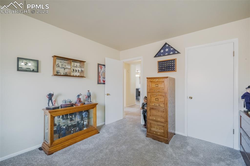 405 Crestridge Avenue