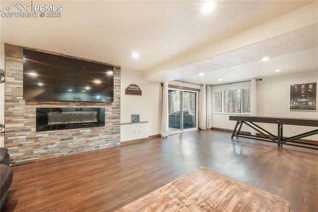 15245 Pleasant View Drive