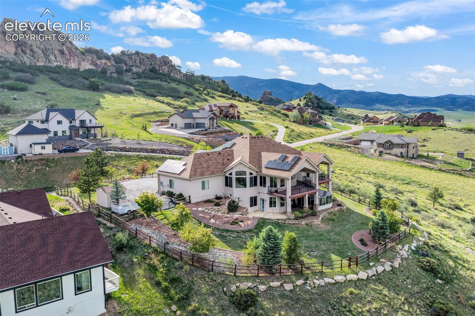5441 Country Club Drive
