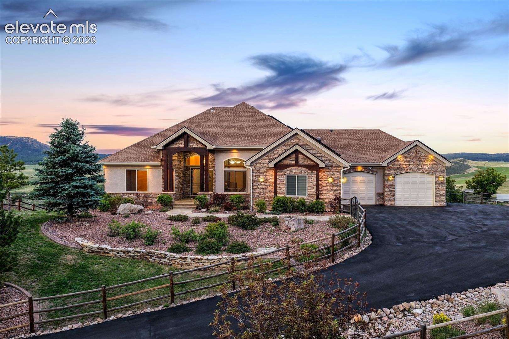 5441 Country Club Drive