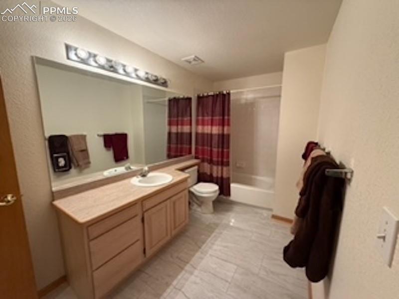 214 Luxury Lane