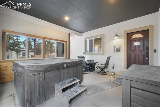 348 Due South Road
