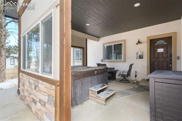 348 Due South Road