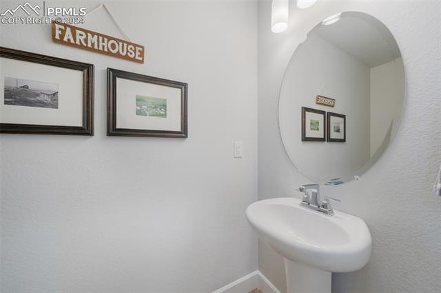 1794 Peak Prairie Lane