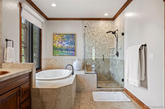 3216 Country Club Parkway