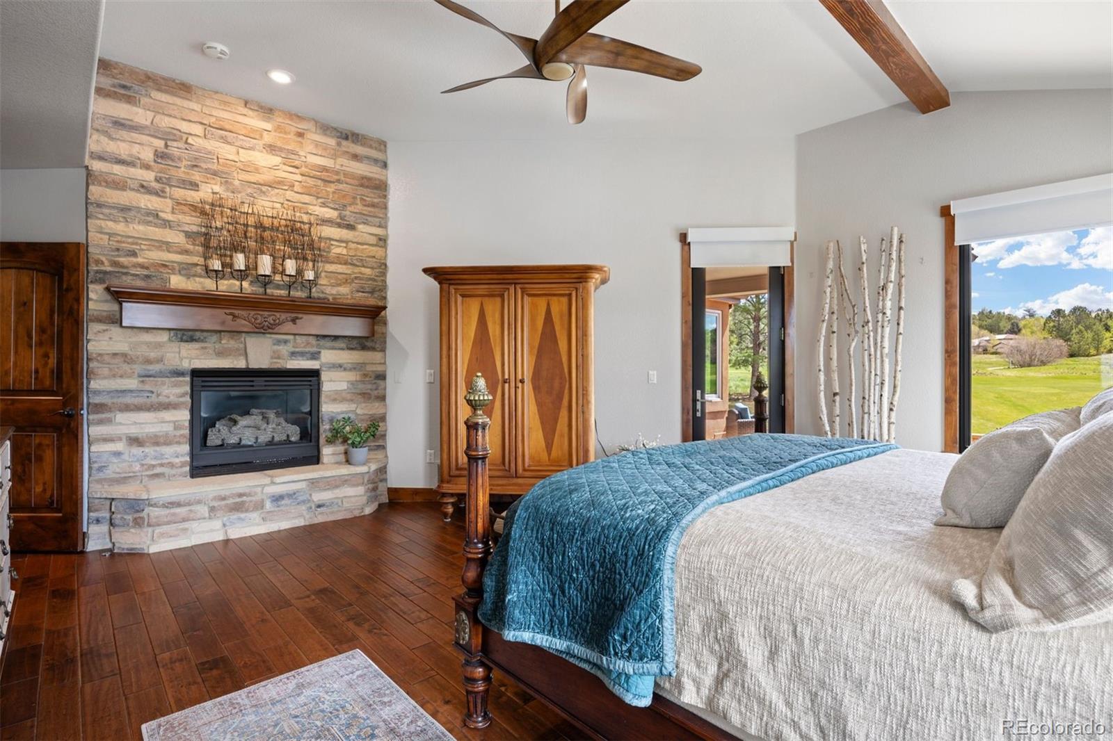 3216 Country Club Parkway