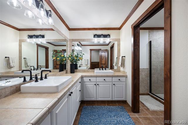 3216 Country Club Parkway