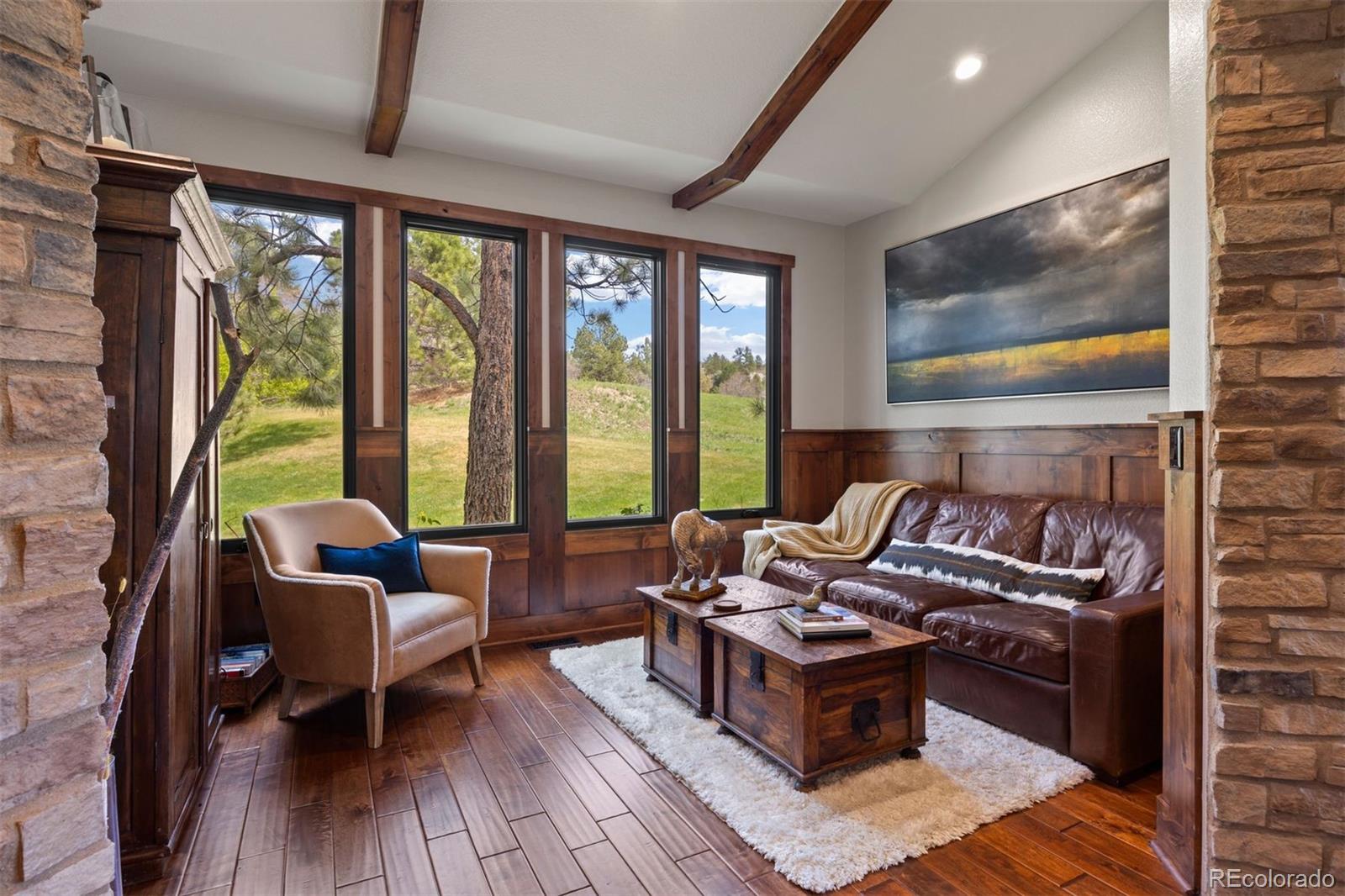 3216 Country Club Parkway