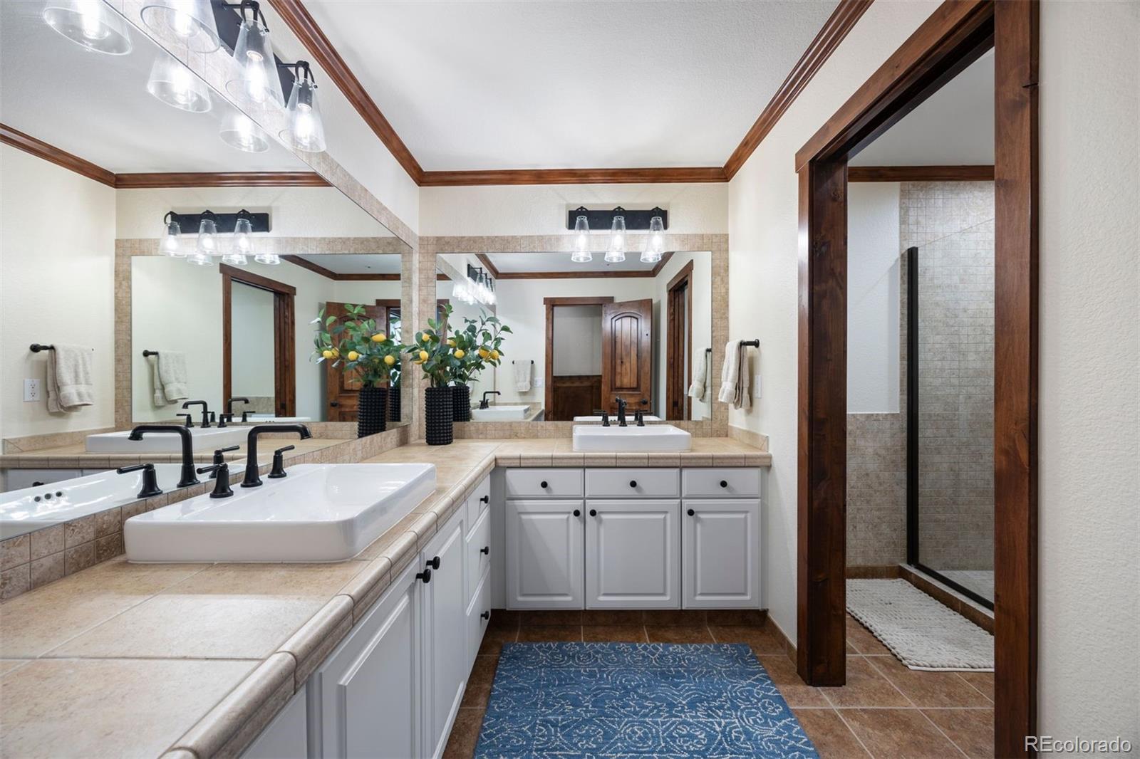 3216 Country Club Parkway