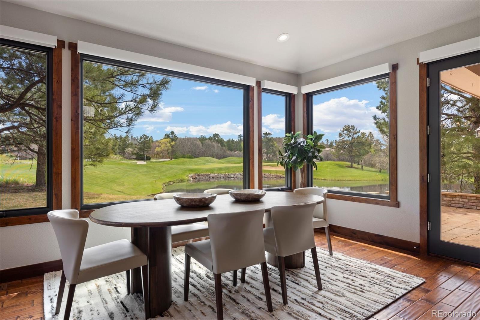 3216 Country Club Parkway