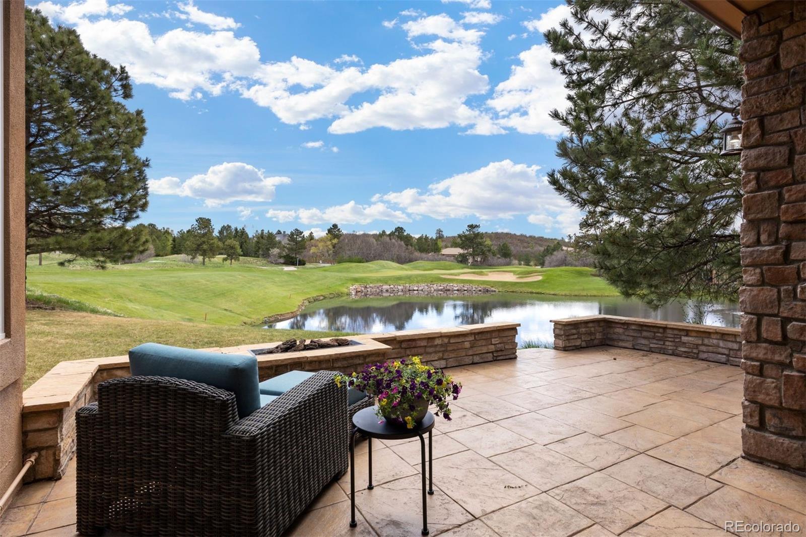 3216 Country Club Parkway