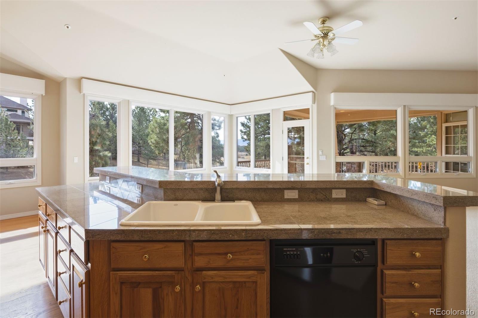 3202 Country Club Parkway