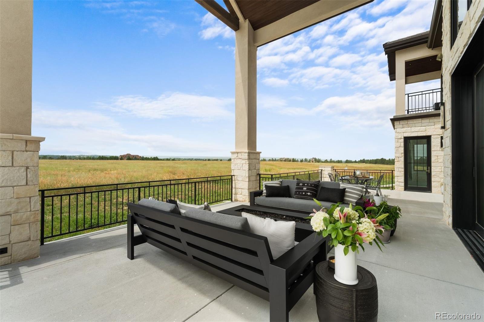 10305 Red Cloud Trail