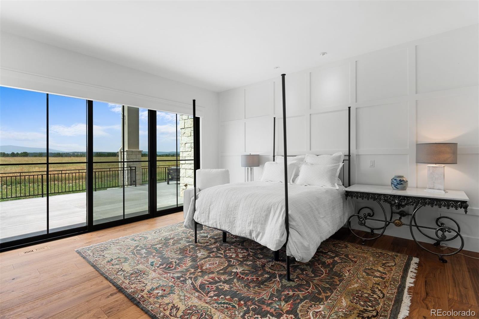 10305 Red Cloud Trail