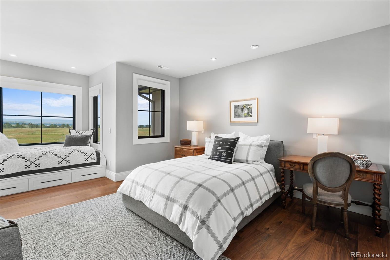 10305 Red Cloud Trail