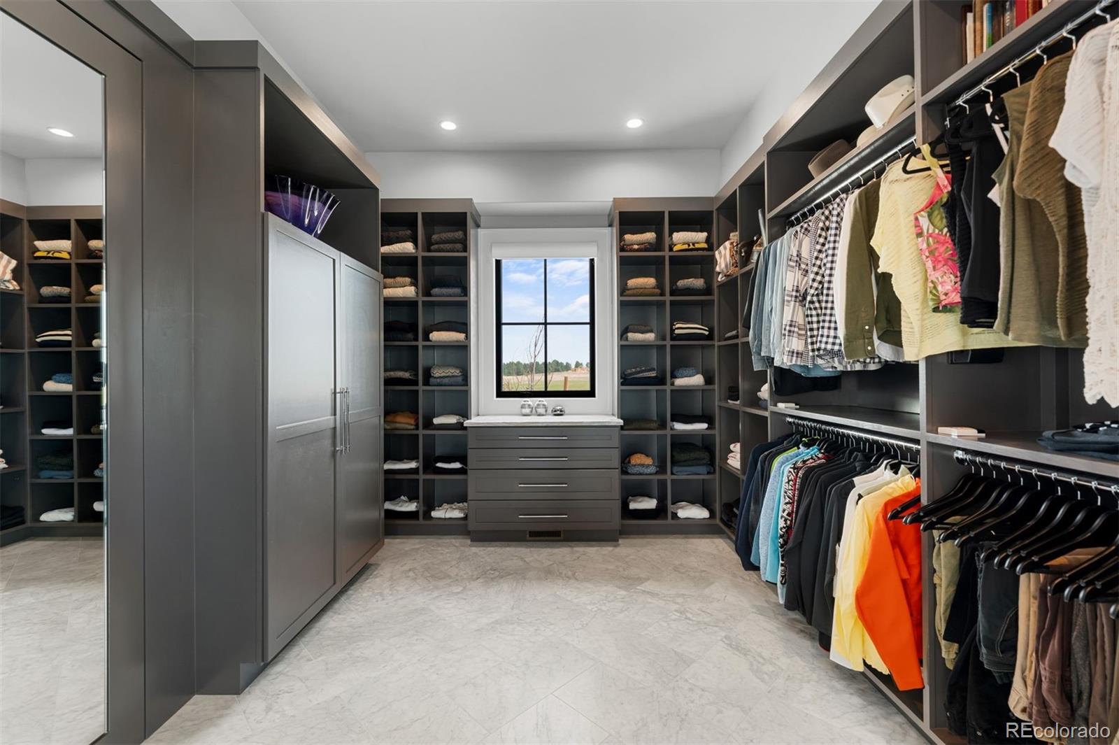 10305 Red Cloud Trail