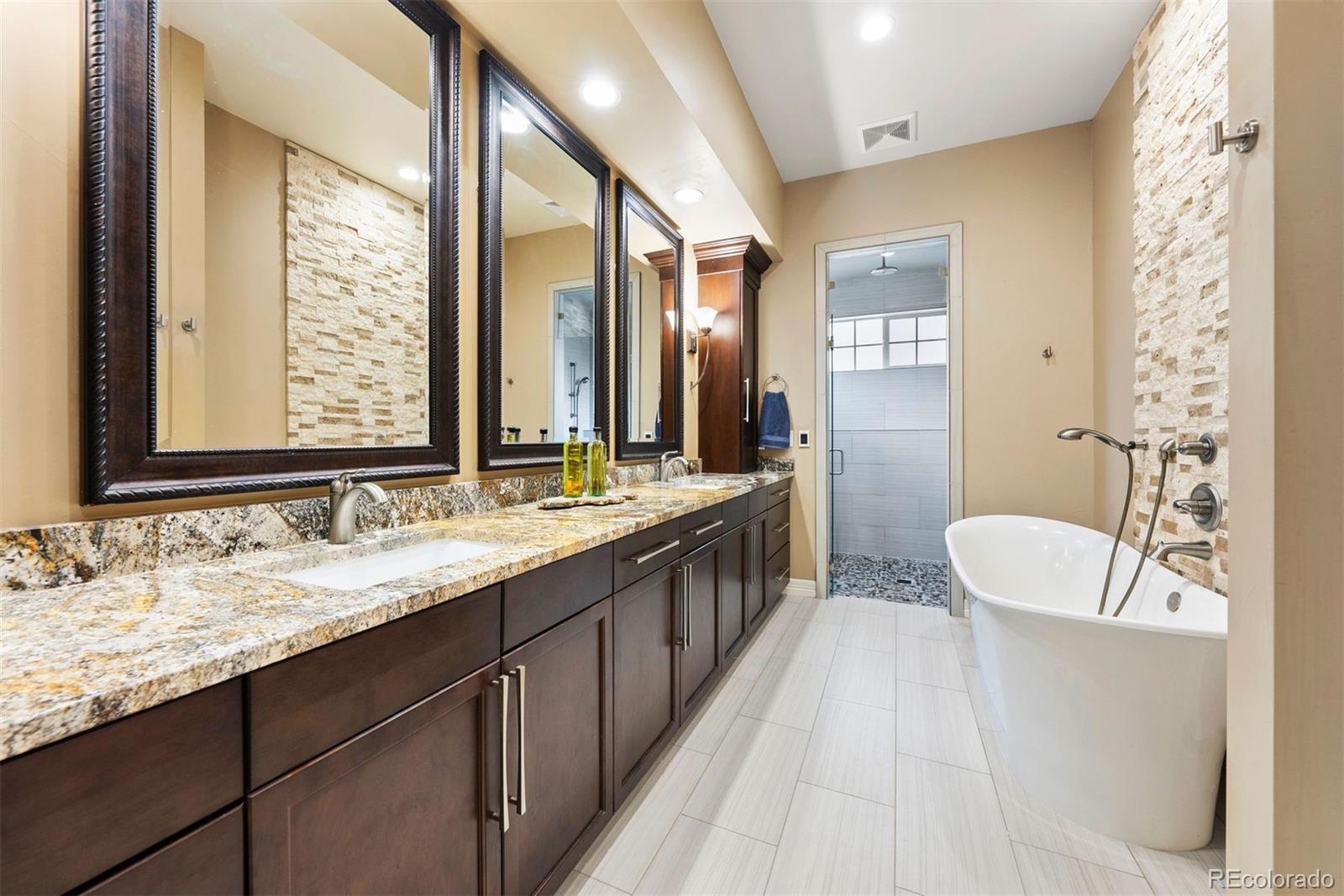 5091 Hidden Pond Place