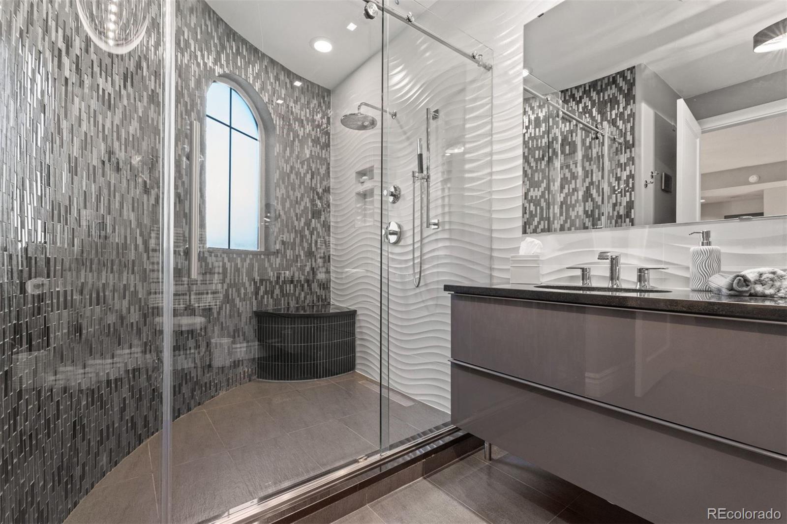 150 S Madison Street Unit: 303