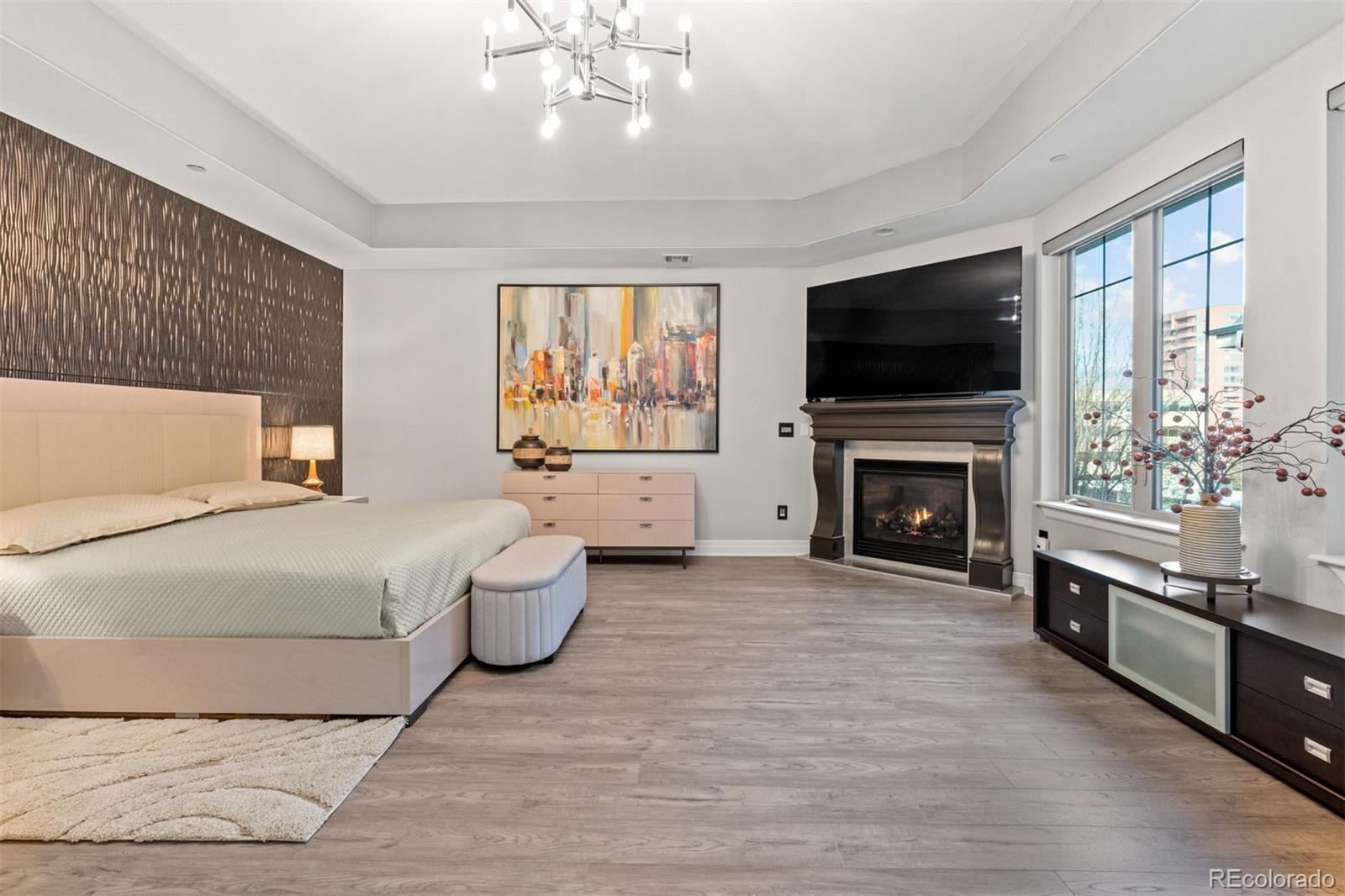 150 S Madison Street Unit: 303