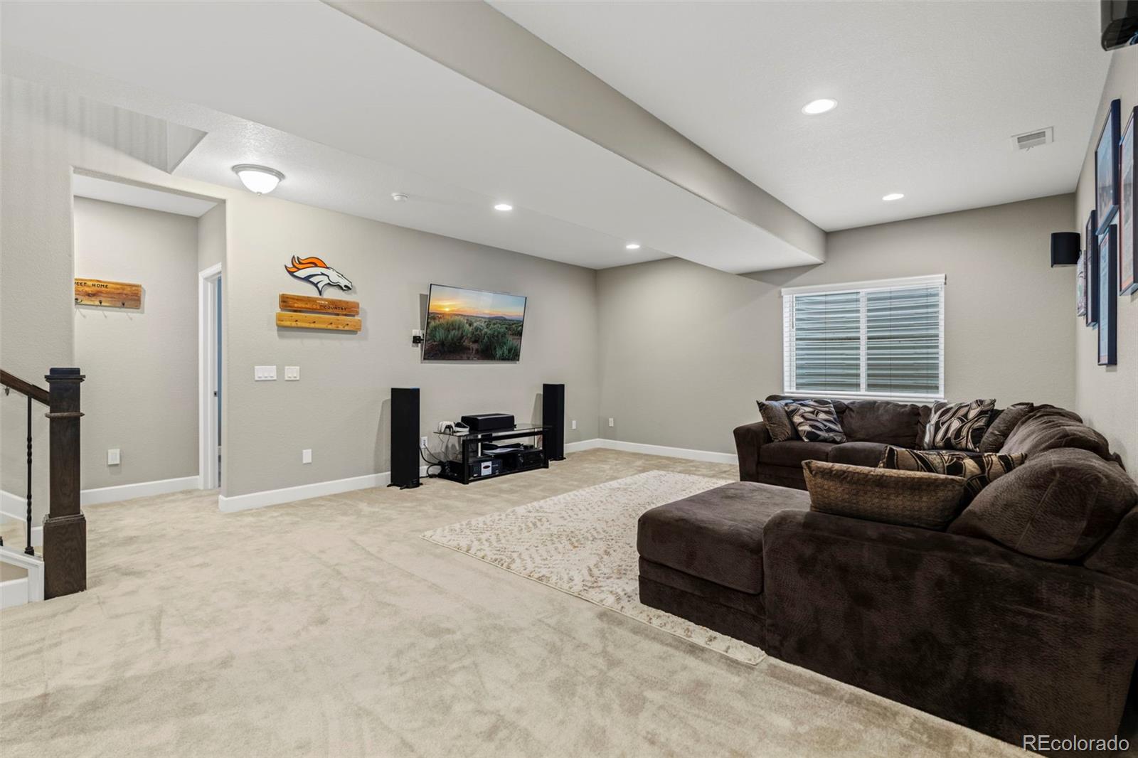 13 N Jamestown Way