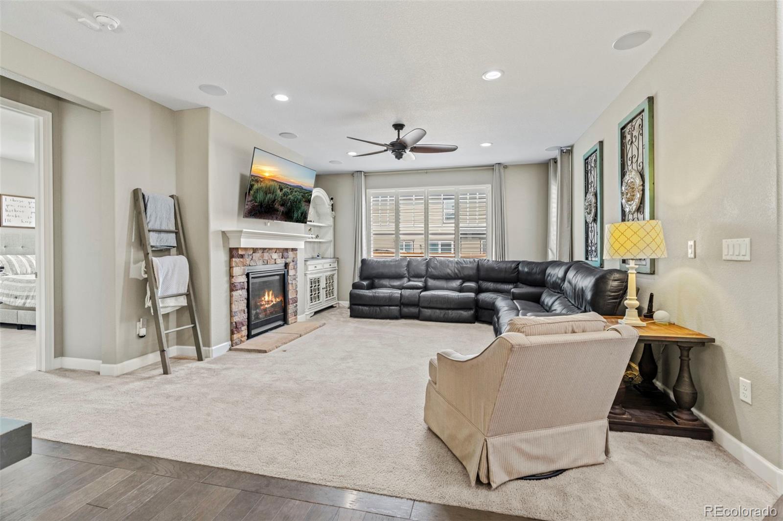 13 N Jamestown Way