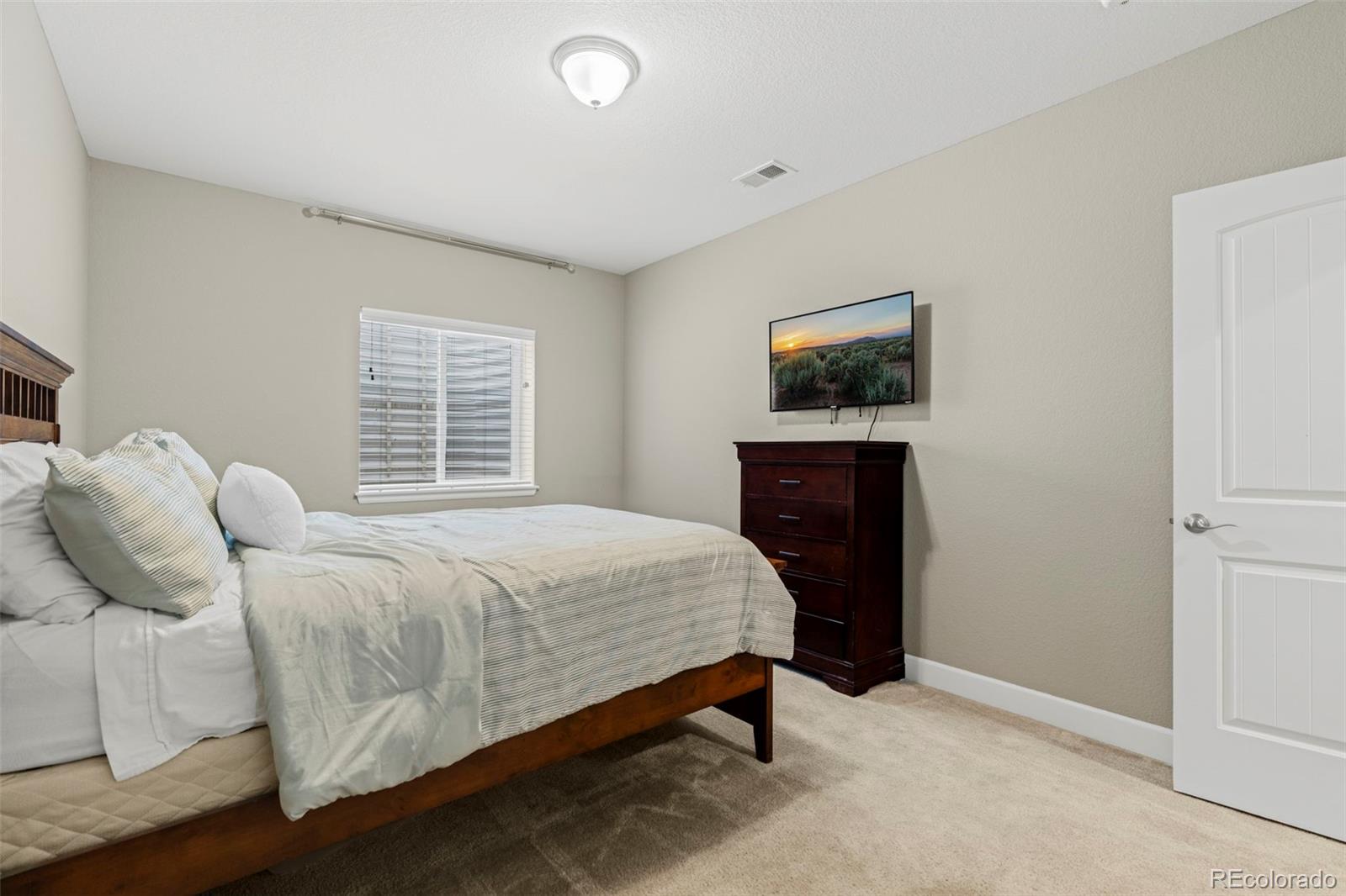 13 N Jamestown Way