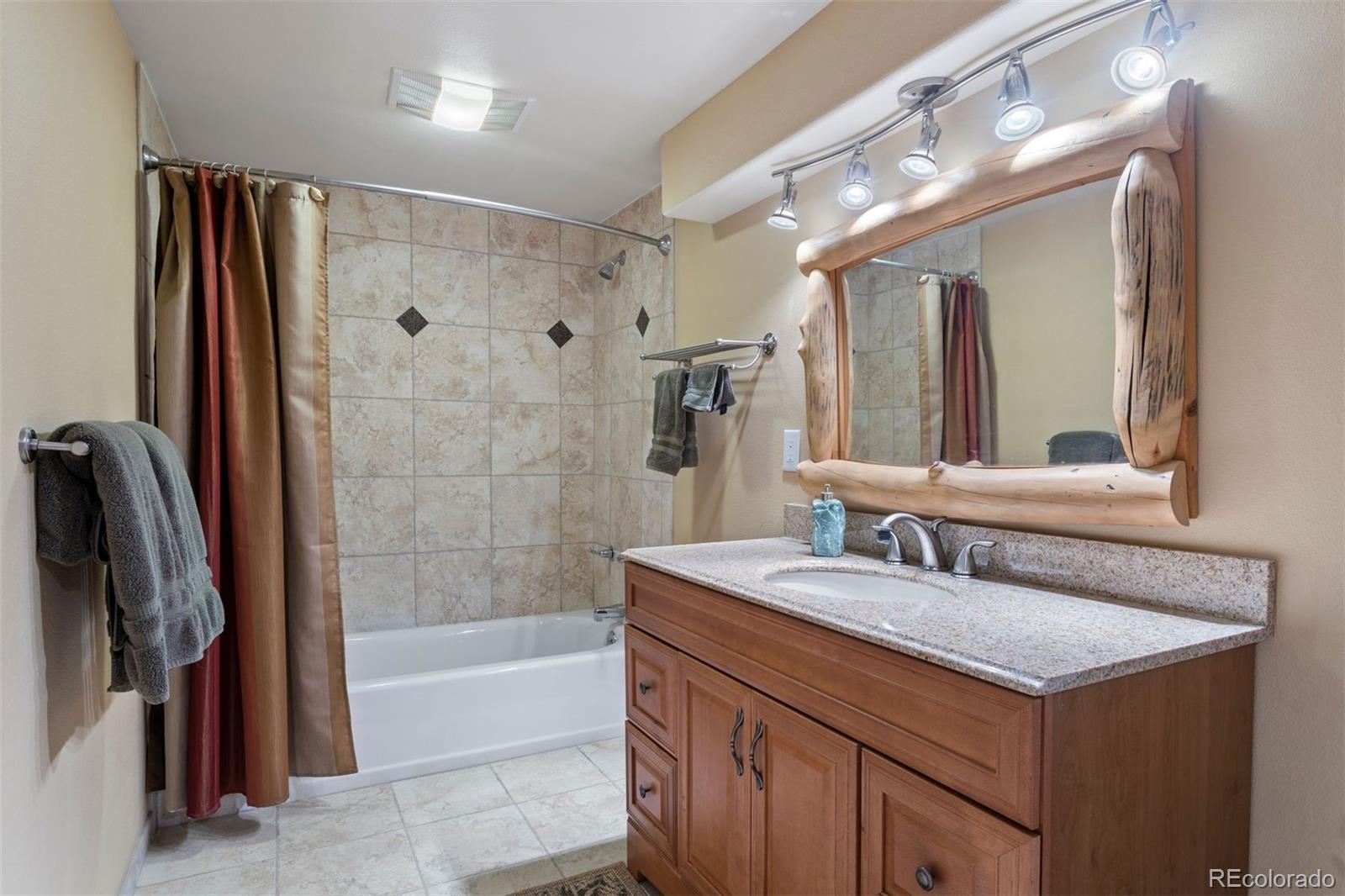 7810 W Phillips Avenue