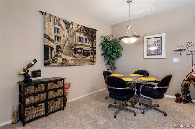 488 Black Feather Loop Unit: 202