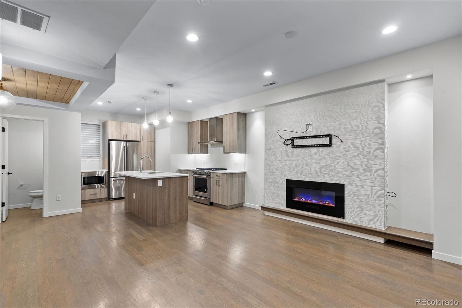 2625 W 25th Avenue Unit: 3