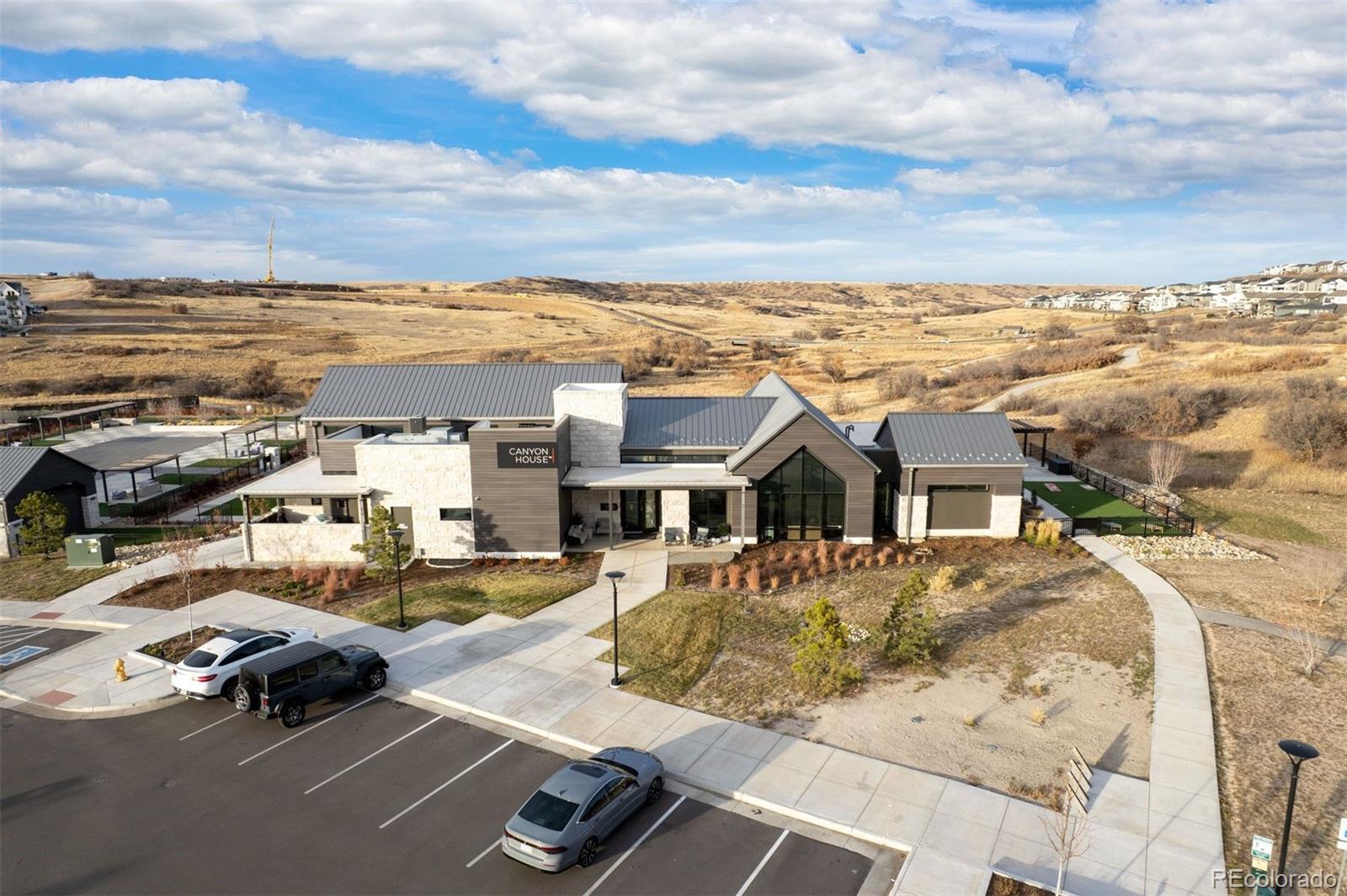 6129 Stable View Street