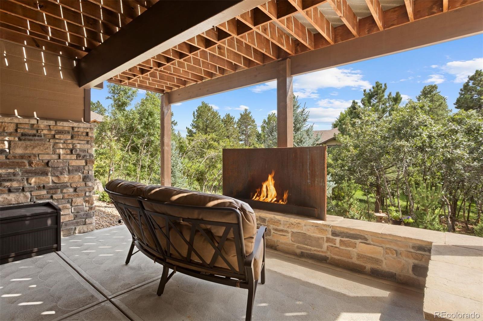 2094 Ramblewood Court