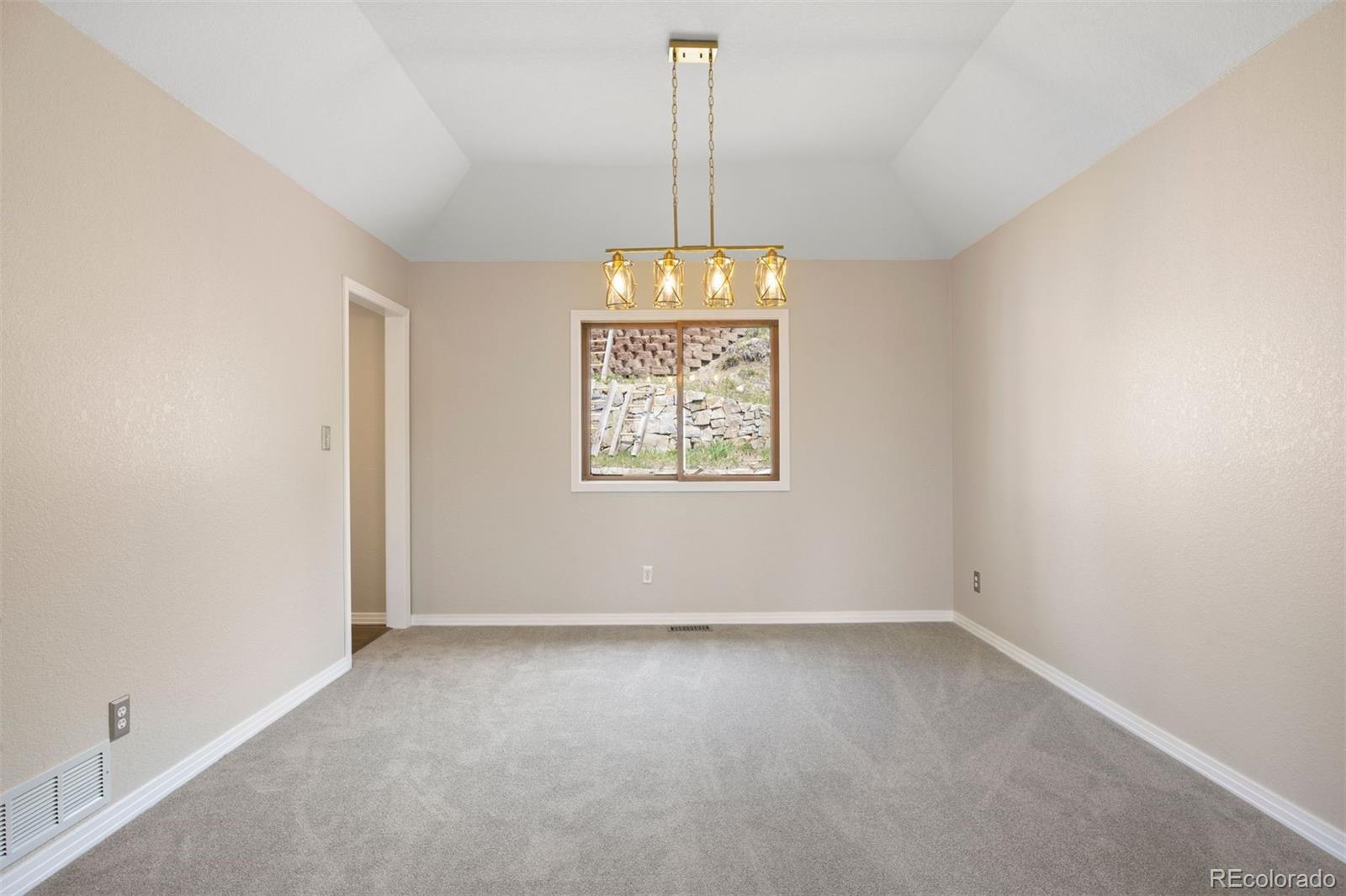 1390 Whitetail Drive