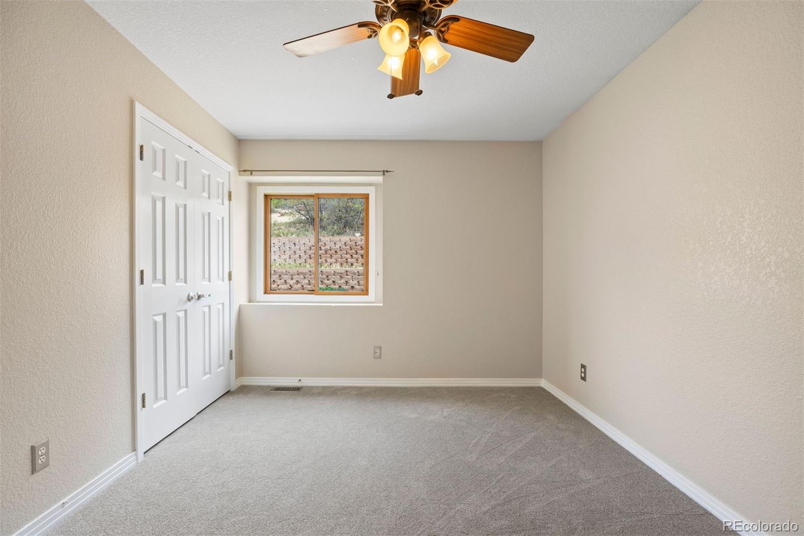1390 Whitetail Drive