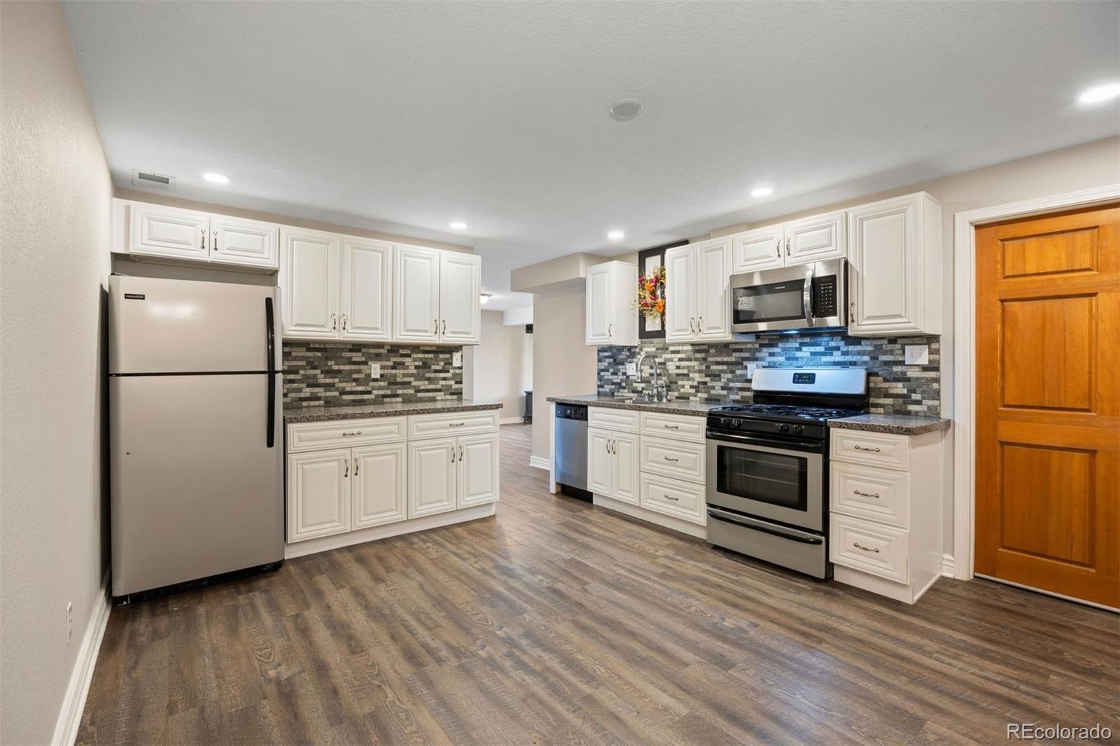 1390 Whitetail Drive
