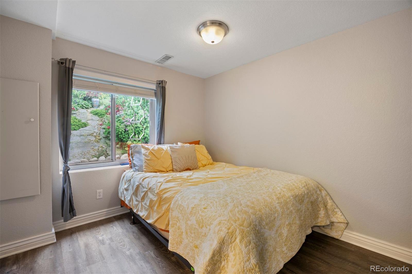 1390 Whitetail Drive