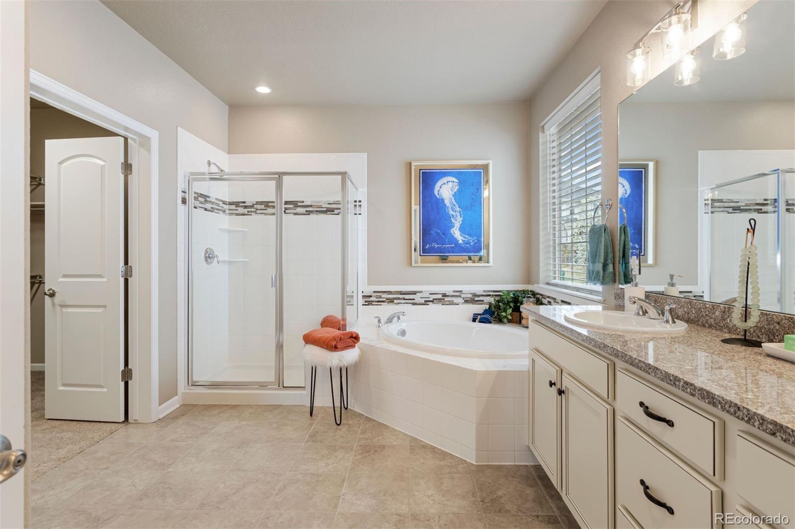 11879 Discovery Circle